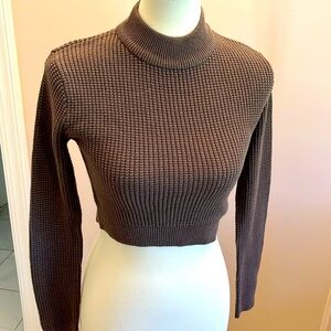 Like new brown long sleeve crop sweater